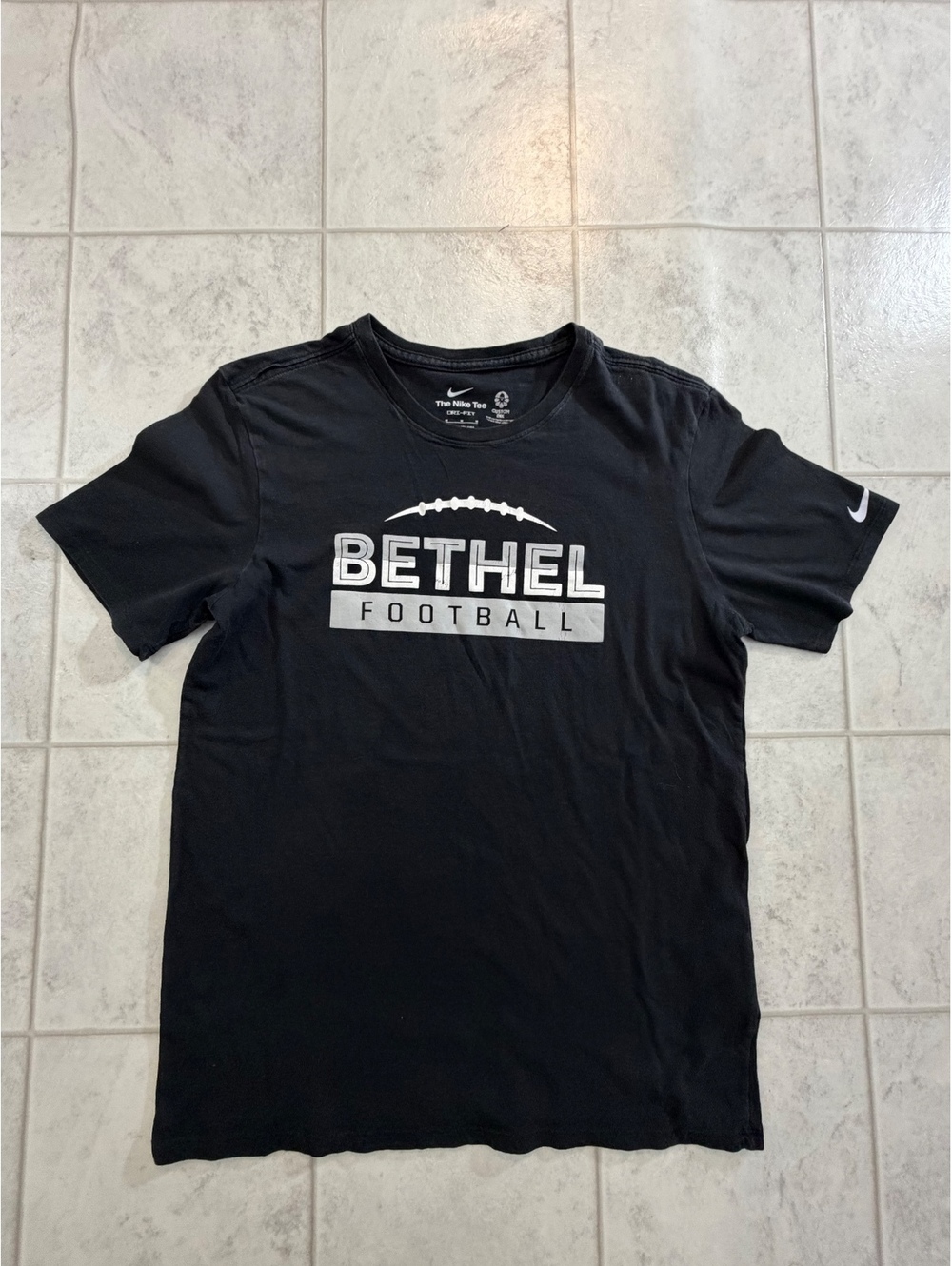Nike Dri Fit Bethel Football Black T Shirt Size M